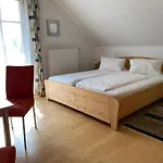 Inn Gasthof-pension Kleinhenner Vorderwolch