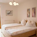Inn Gasthof-pension Kleinhenner Vorderwolch