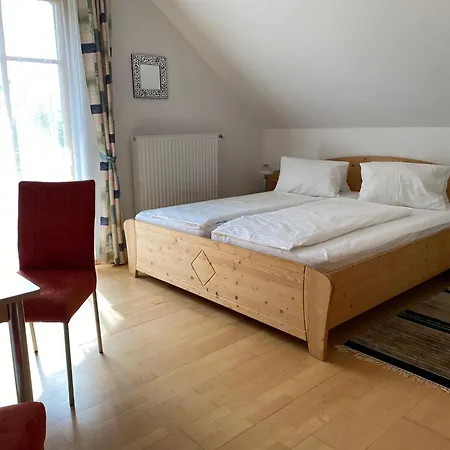 بيت ريفي Gasthof-pension Kleinhenner Vorderwolch