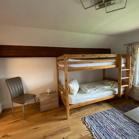 Gasthof-pension Kleinhenner بيت ريفي