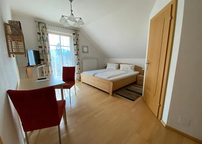 Värdshus Gasthof-pension Kleinhenner